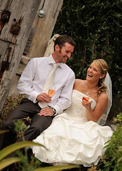 mobile bridal makeup artistry and hair styling for Melbourne girls